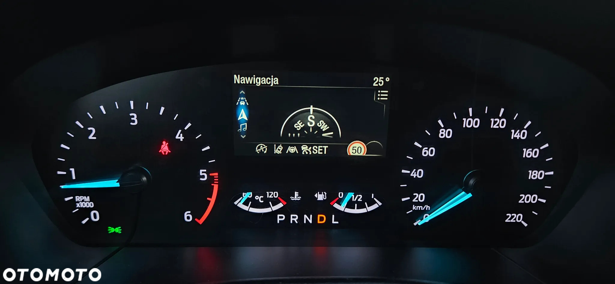 Ford Kuga 1.5 EcoBlue TITANIUM - 15