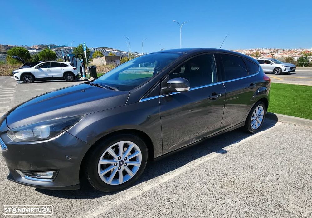 Ford Focus 1.5 TDCi Titanium DPS - 1