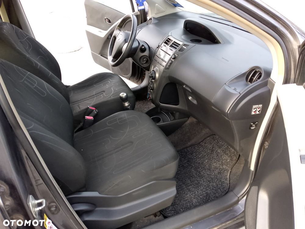 Toyota Yaris 1.0 VVT-i Comfort - 6