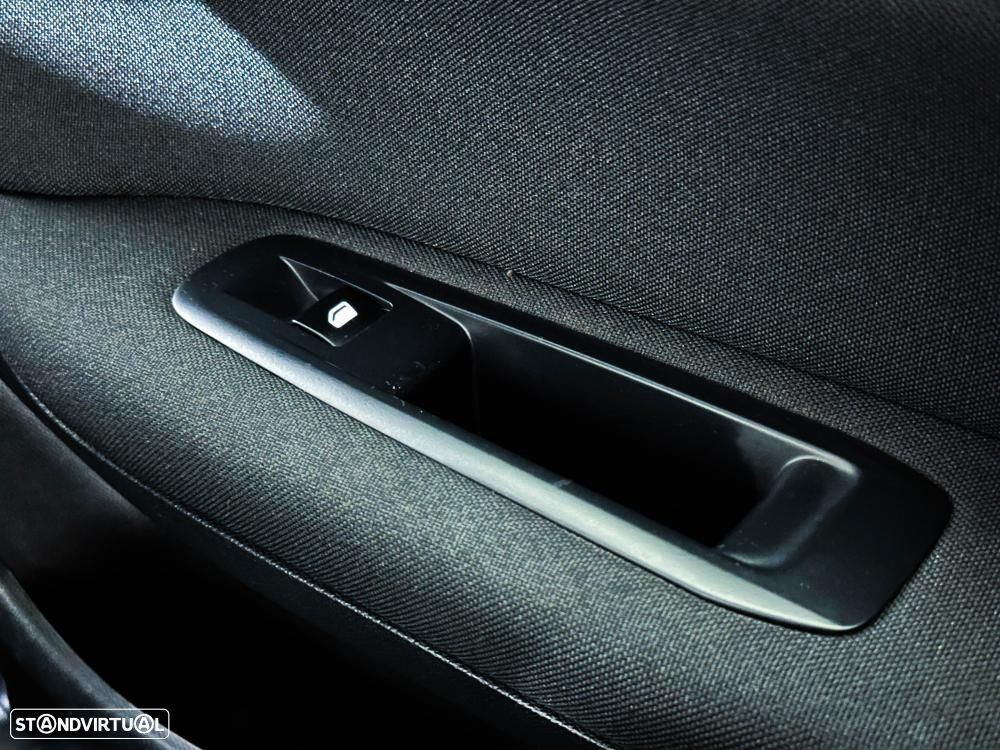 Peugeot 308 1.2 PureTech Allure - 26