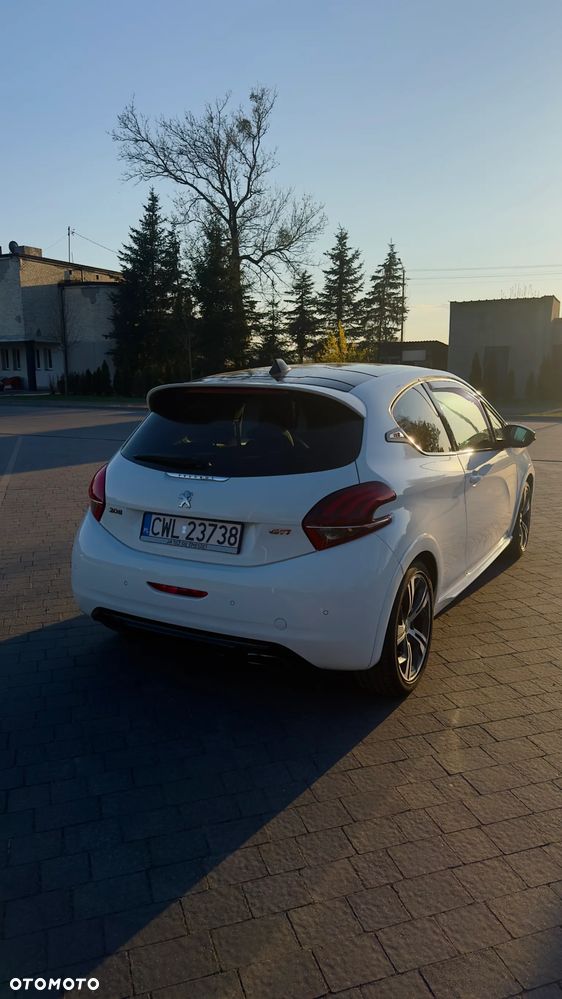 Peugeot 208 THP STOP & START GTi - 6