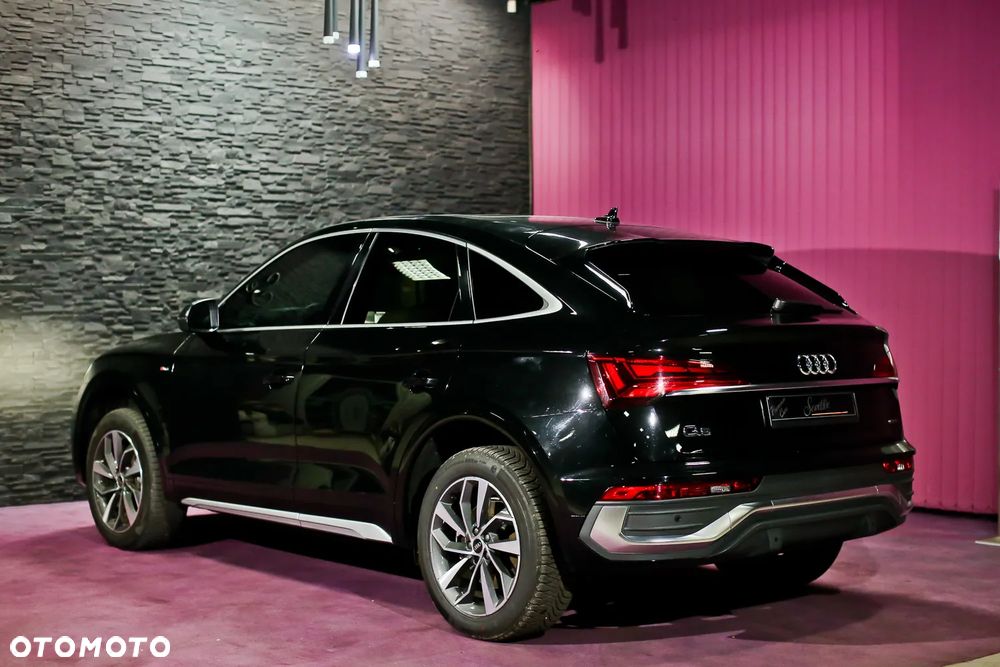 Audi Q5 Sportback - 8