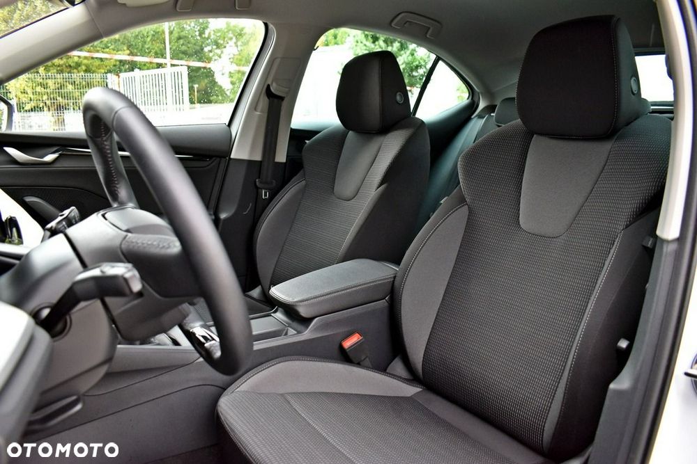 Skoda Octavia 1.5 TSI Selection - 11