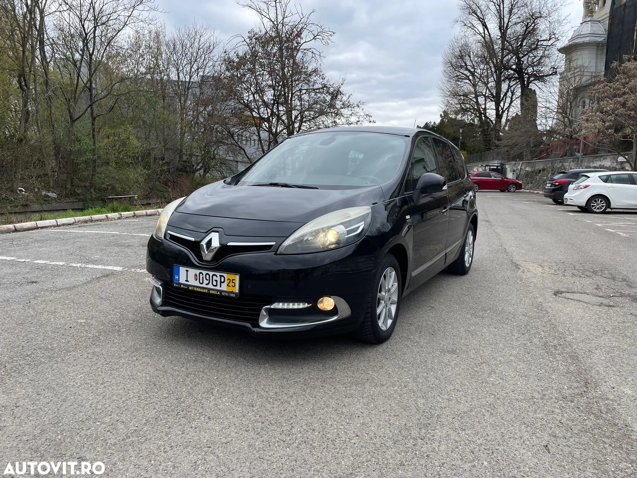 Renault Grand Scenic dCi 130 FAP Start & Stop Bose Edition - 13