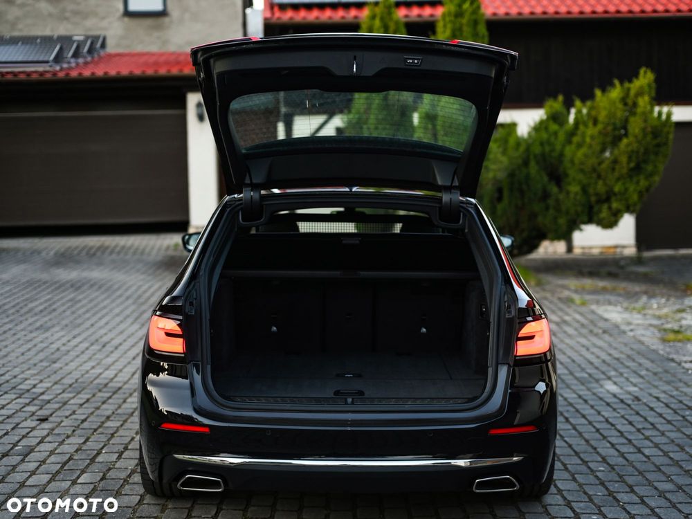 BMW Seria 5 520d M Sport Edition - 7