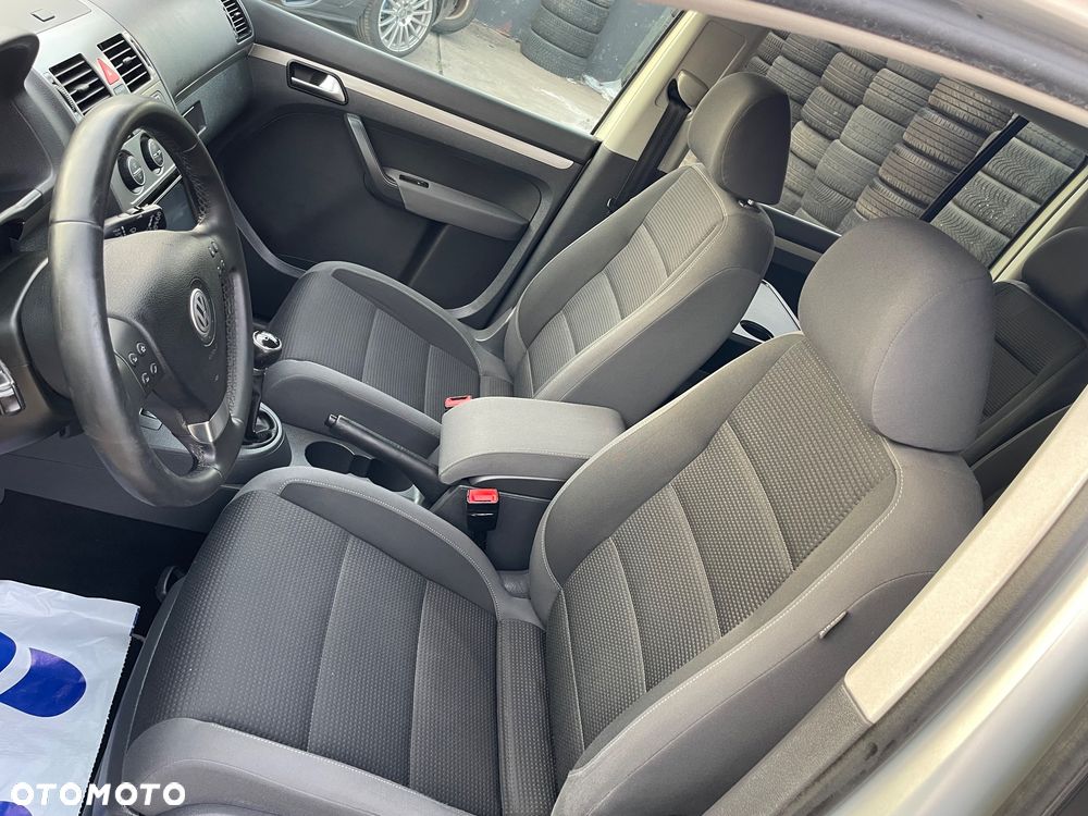 Volkswagen Touran 1.9 TDI DPF Freestyle - 21