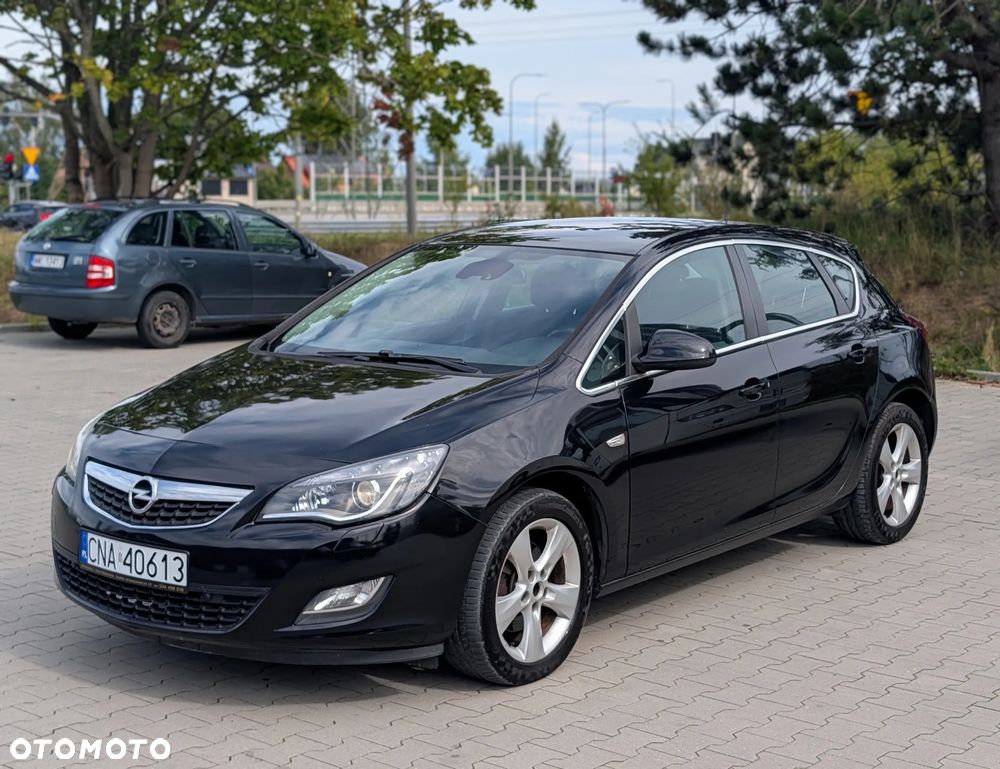 Opel Astra 1.7 CDTI DPF ecoFLEX Start/Stop Design Edition - 3