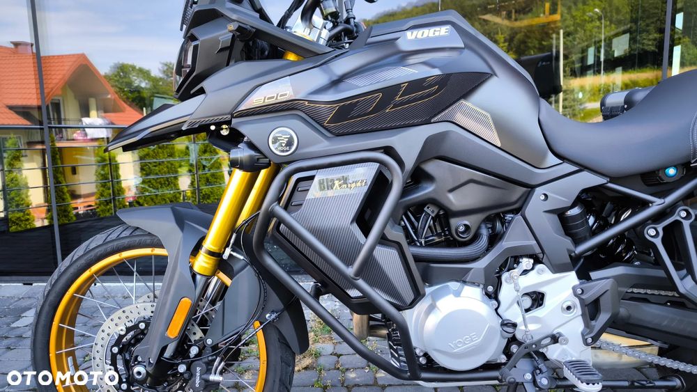 VOGE 900DSX - 29