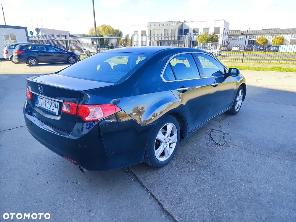 Honda Accord - 9