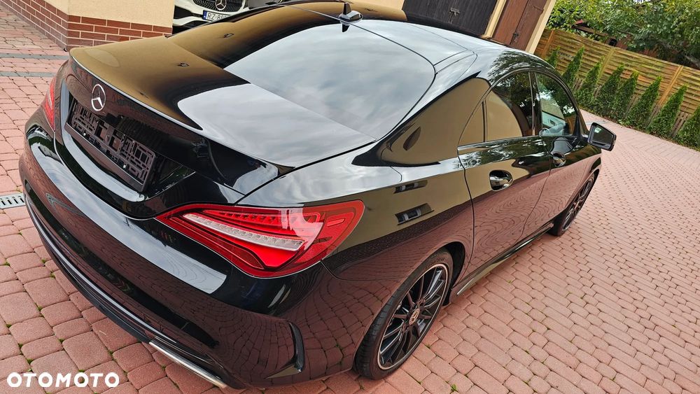 Mercedes-Benz CLA 200 d 4Matic 7G-DCT AMG Line - 21