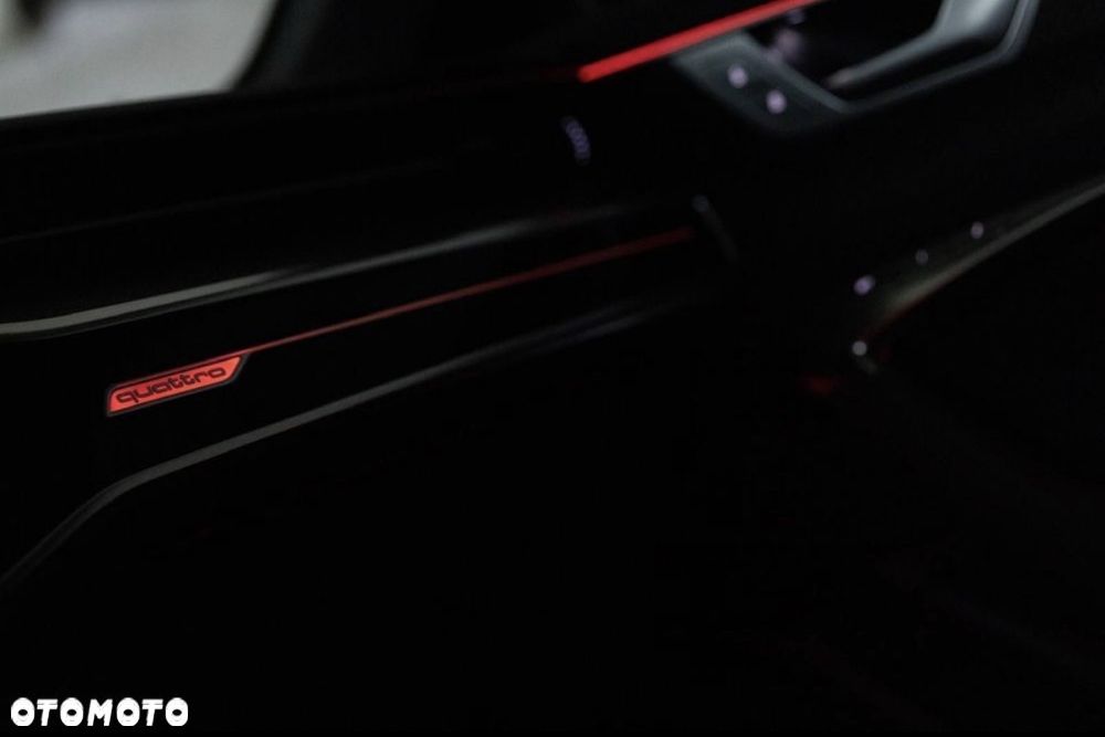 Audi A6 Avant e-tron - 32