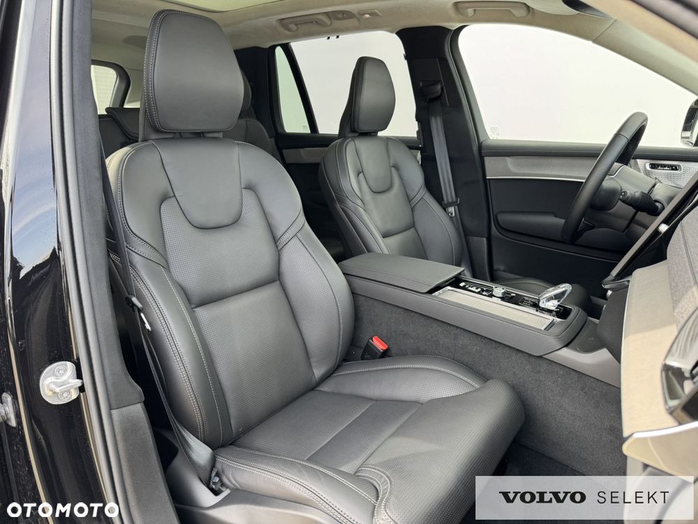 Volvo XC 90 T8 AWD Plug-In Hybrid Ultra Dark 7os - 17