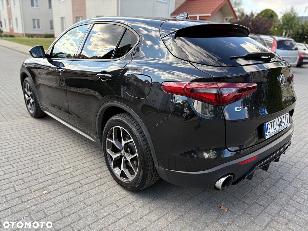 Alfa Romeo Stelvio 2.0 Turbo Q4 - 6
