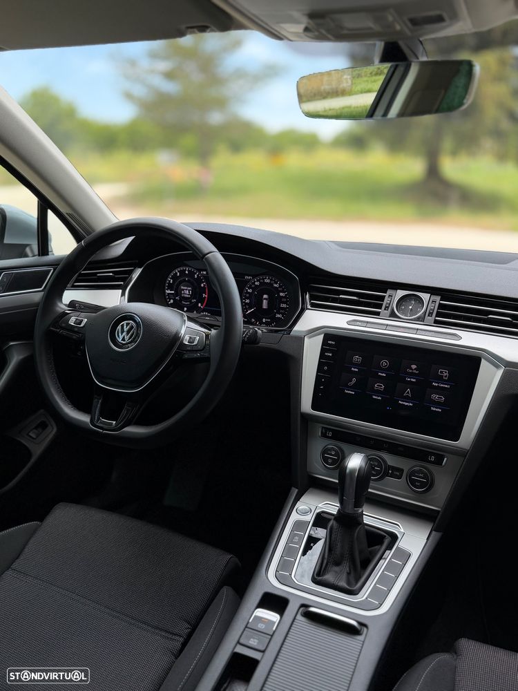VW Passat Variant 1.5 TSI Confortline DSG - 34