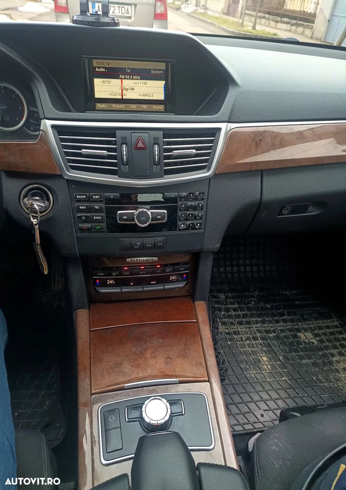 Mercedes-Benz E 220 CDI DPF BlueEFFICIENCY 7G-TRONIC Elegance - 8