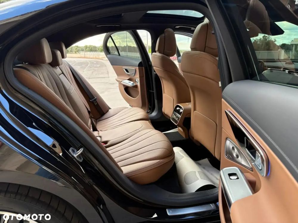 Mercedes-Benz Klasa E 220 d 4-Matic AMG - 13