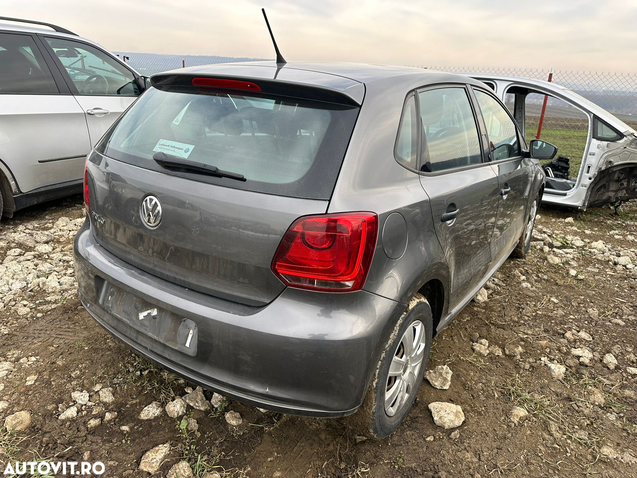 Dezmembrez / Dezmembrari / Piese / Accesorii Vw polo 6r gri 2010 1.2 benzina CGPB - 3