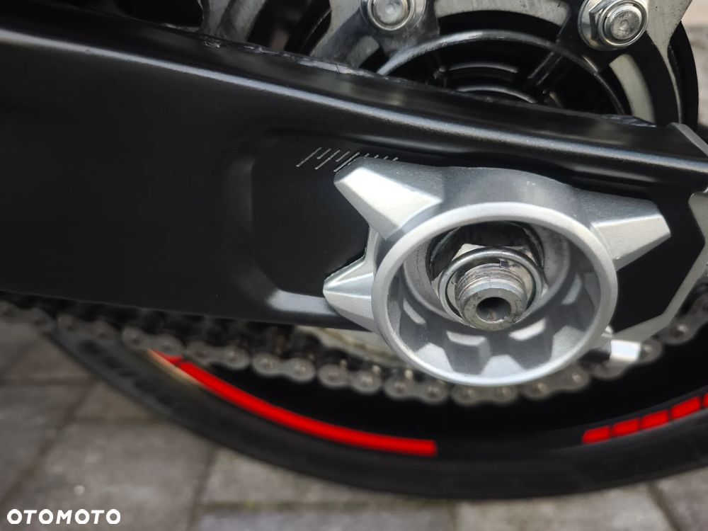 Yamaha MT - 33