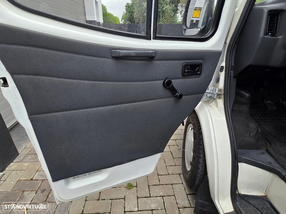 Ford Transit 100 L 2.5 D TSE - 15