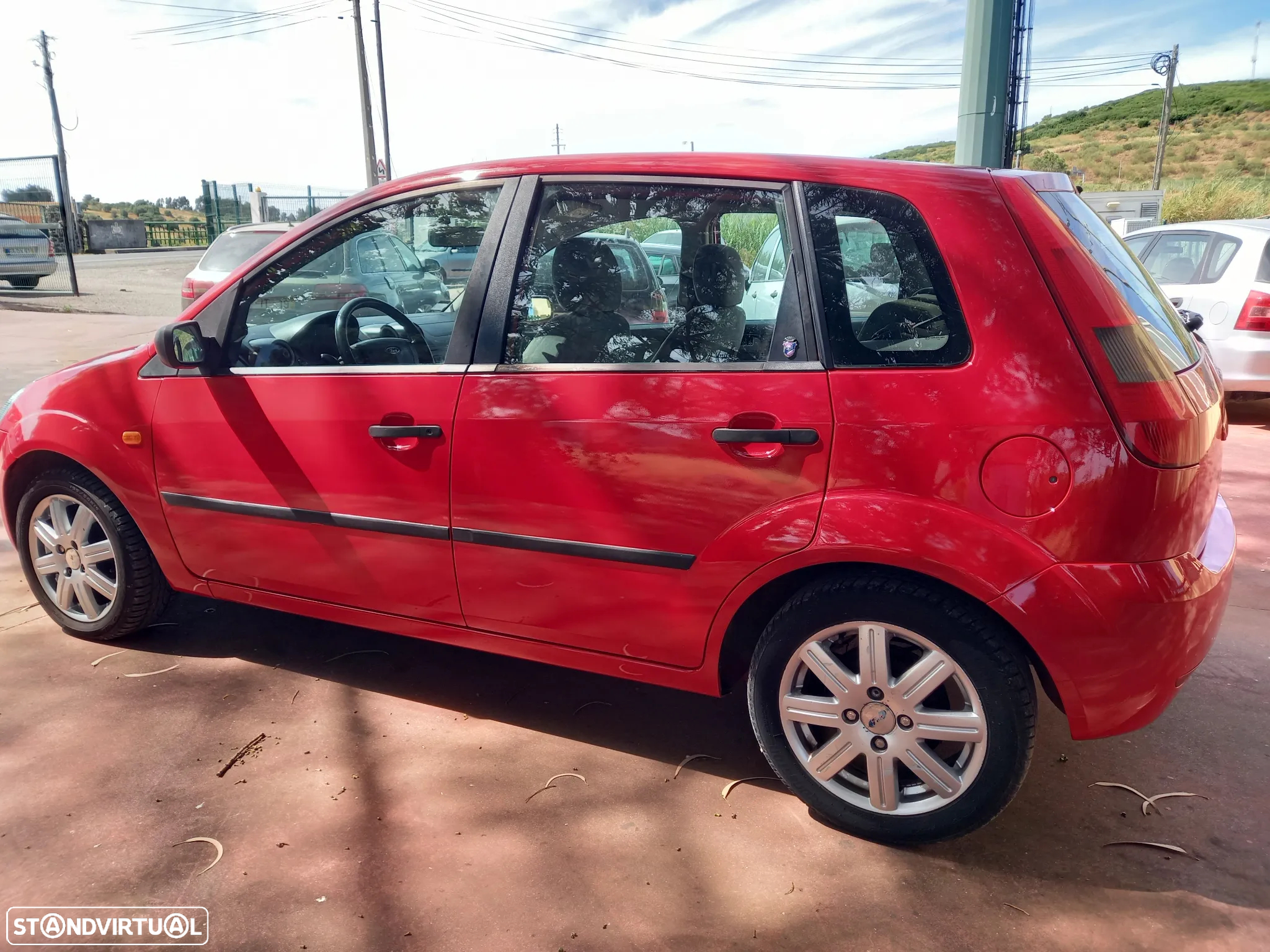 Ford Fiesta 1.4 Ghia - 5