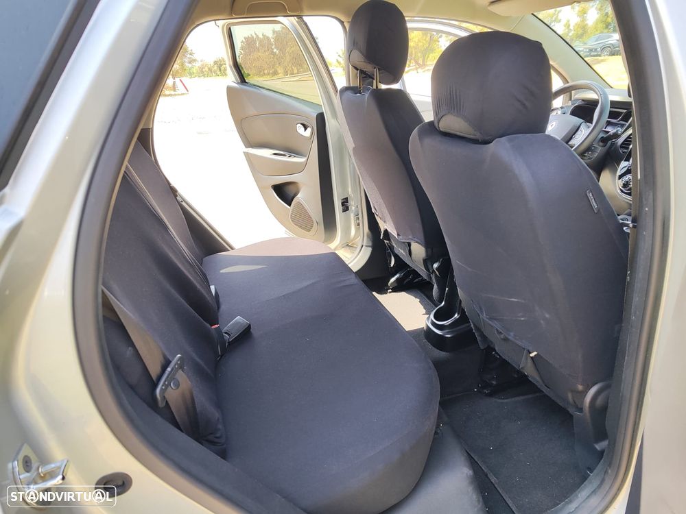 Renault Captur 1.5 dCi Exclusive - 10