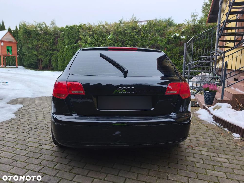 Audi A3 Sportback 1.6 Attraction - 6