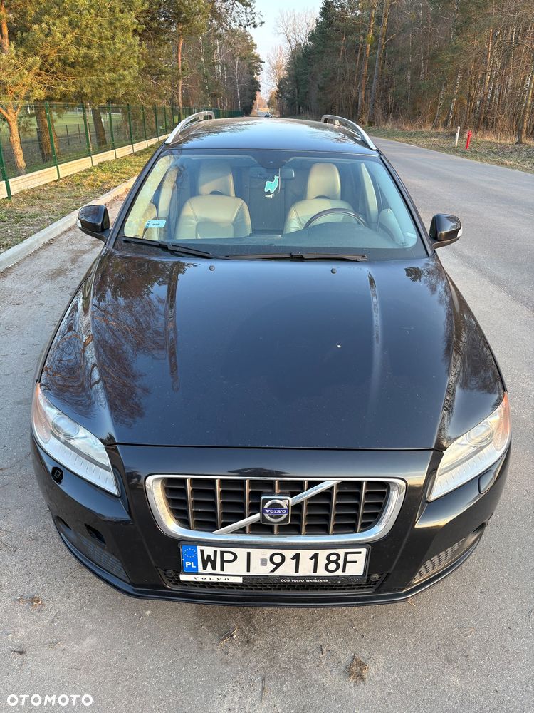 Volvo V70 D5 Summum - 3