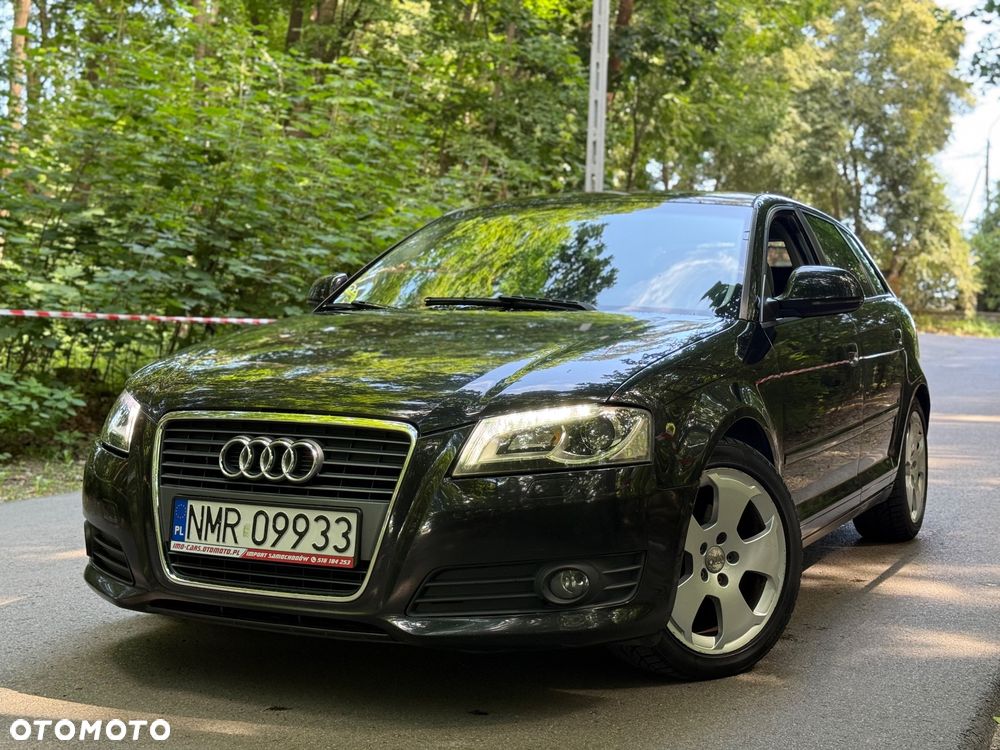 Audi A3 Sportback 2.0 TDI DPF Attraction - 1