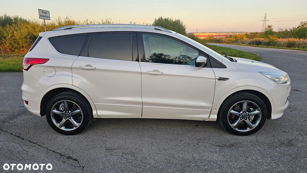 Ford Kuga - 4