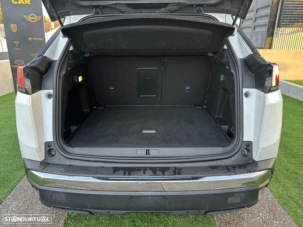 Peugeot 3008 1.2 PureTech Allure - 60