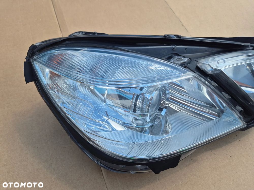 Mercedes E klasa W212 komplet lamp.H7.HELLA.2009- .100%.EU - 4