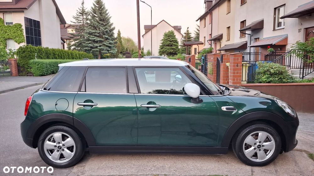 MINI Cooper Standard - 12