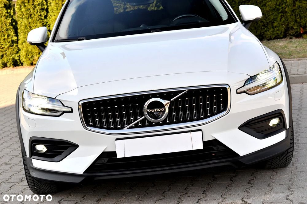 Volvo V60 Cross Country B4 D AWD Plus - 7