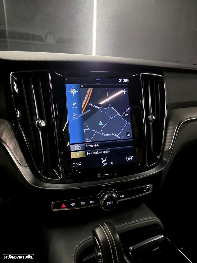 Volvo V60 2.0 T6 AWD TE R-Design - 20