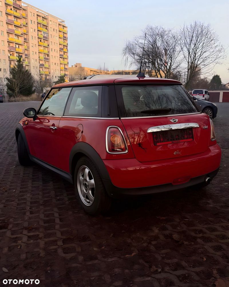 MINI ONE Standard - 4