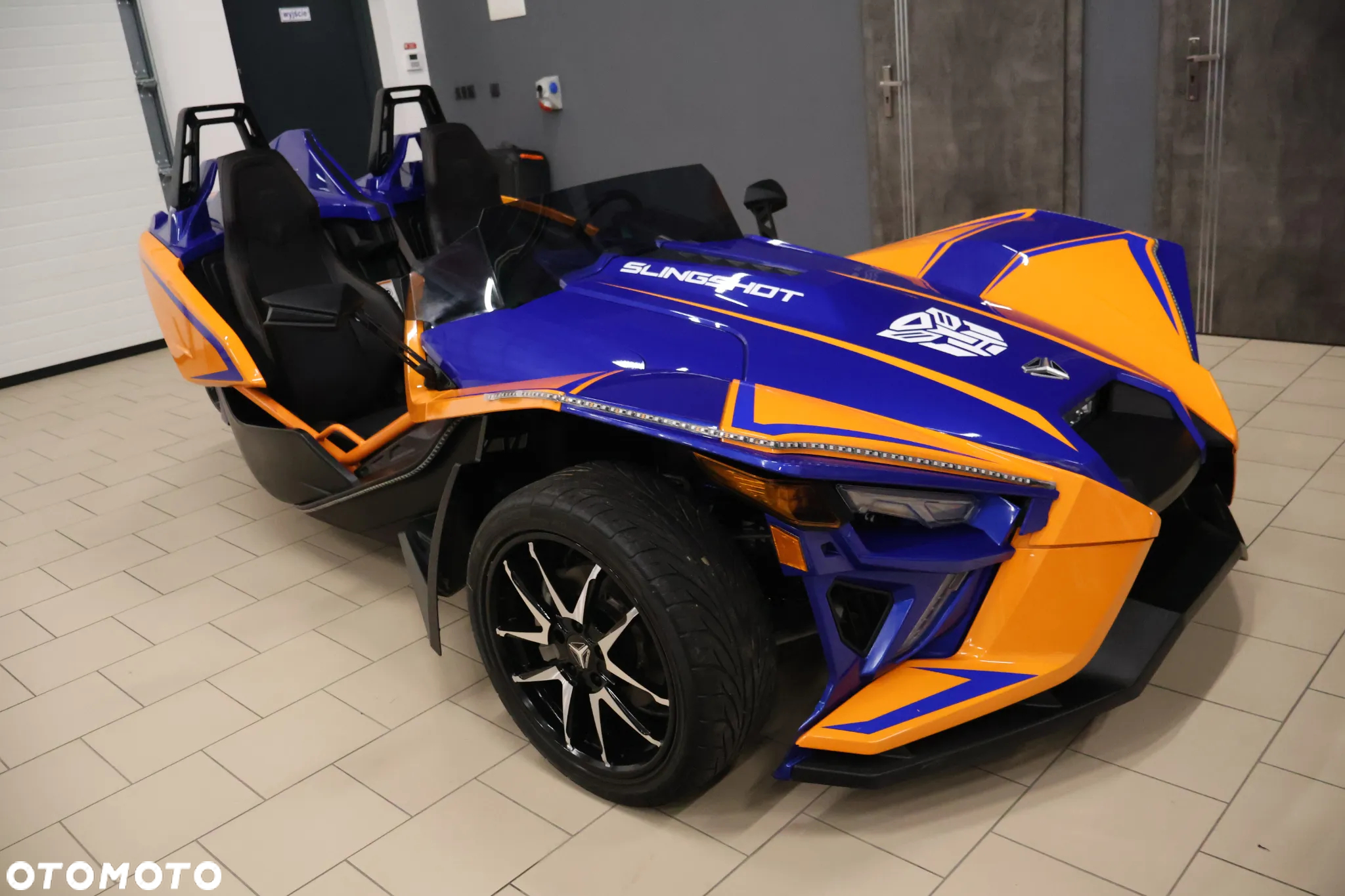 Polaris Inny - 24