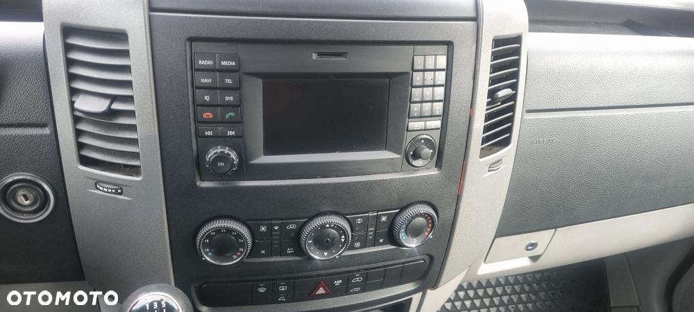 Volkswagen CRAFTER - 7