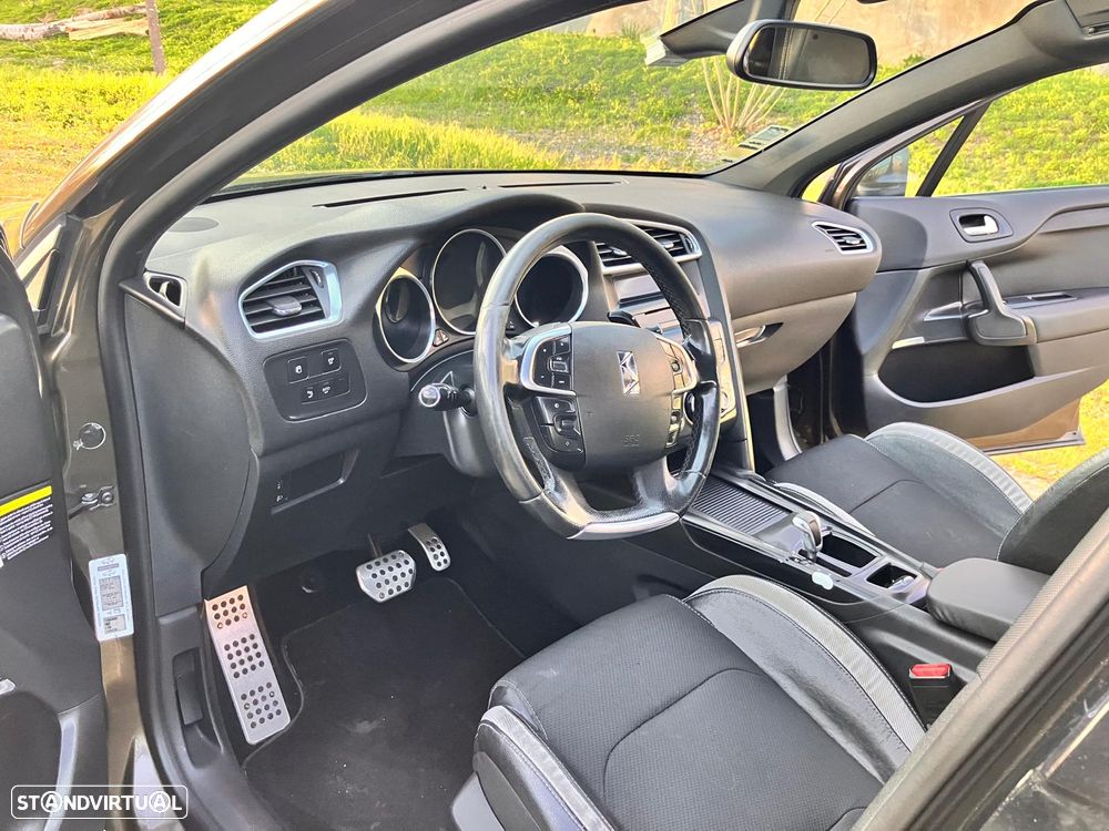 Citroën DS4 1.6 e-HDi So Chic CMP6 - 9