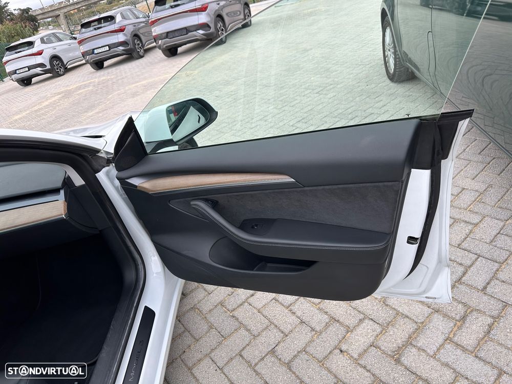 Tesla Model 3 Standard Range Plus RWD - 5