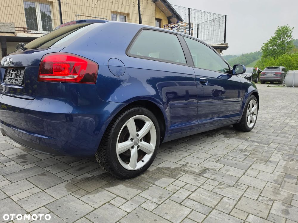 Audi A3 3-drzwiowe 2.0 TDI DPF Quattro Ambiente - 5