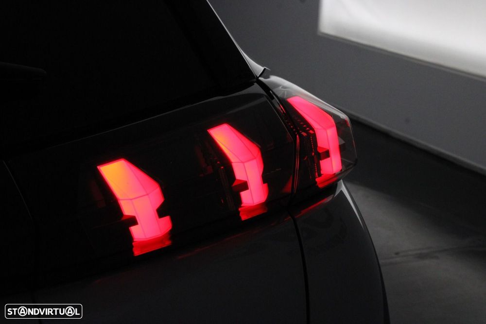 Peugeot e-2008 50 kWh GT Pack - 44
