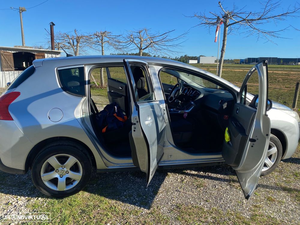 Peugeot 3008 HDi FAP 110 Premium - 2