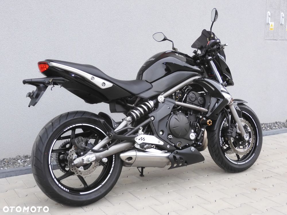 Kawasaki ER - 9