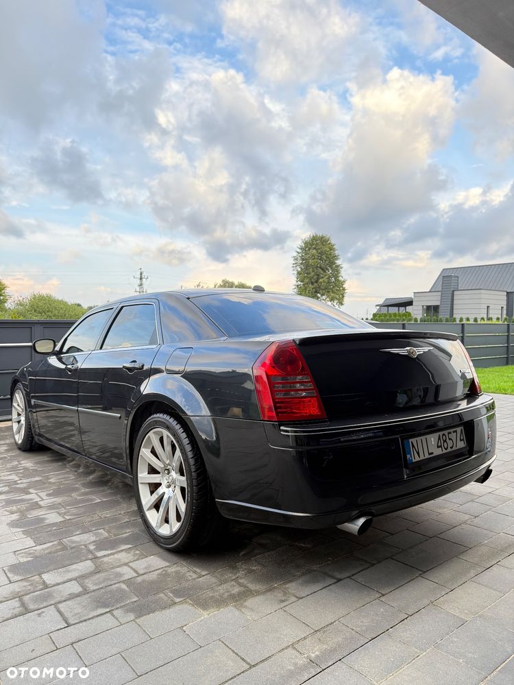 Chrysler 300C 6.1 V8 Hemi SRT8 - 4