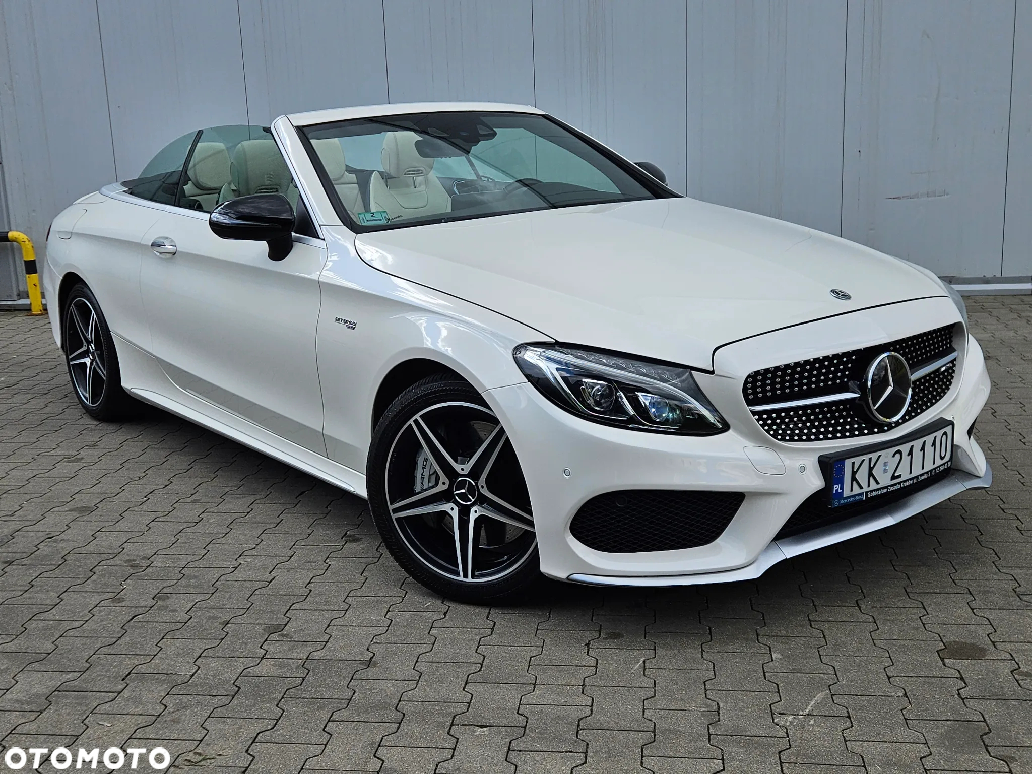 Mercedes-Benz Klasa C AMG 43 4-Matic Kabriolet - 33