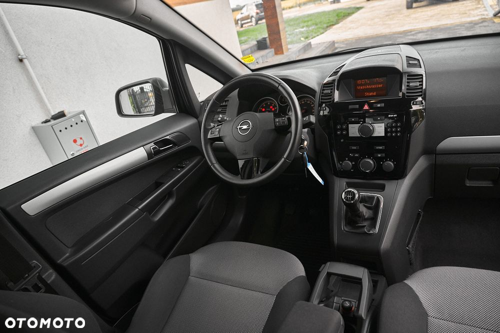 Opel Zafira 1.6 - 5