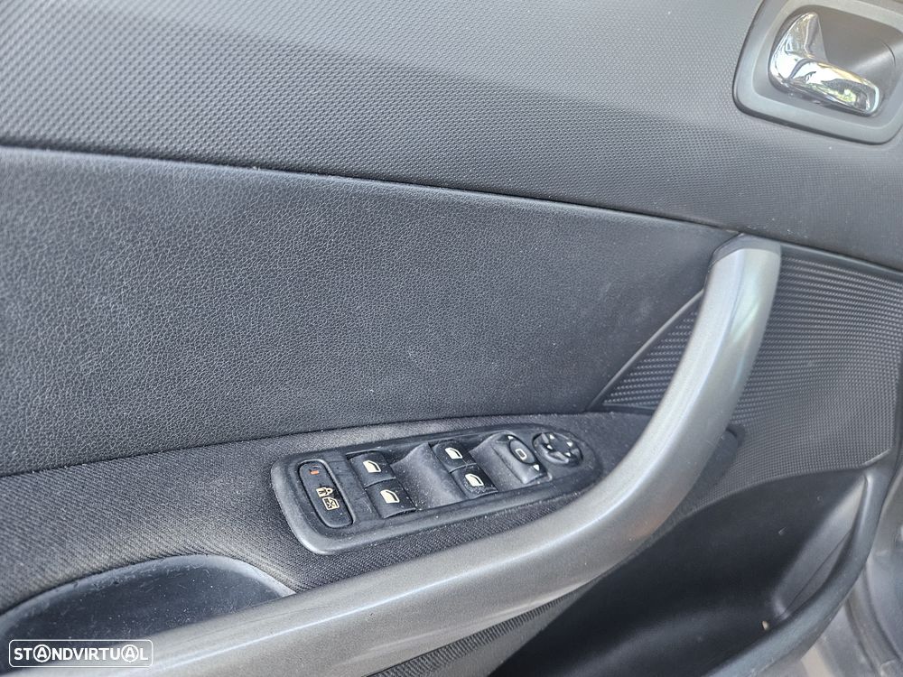 Peugeot 308 SW - 16