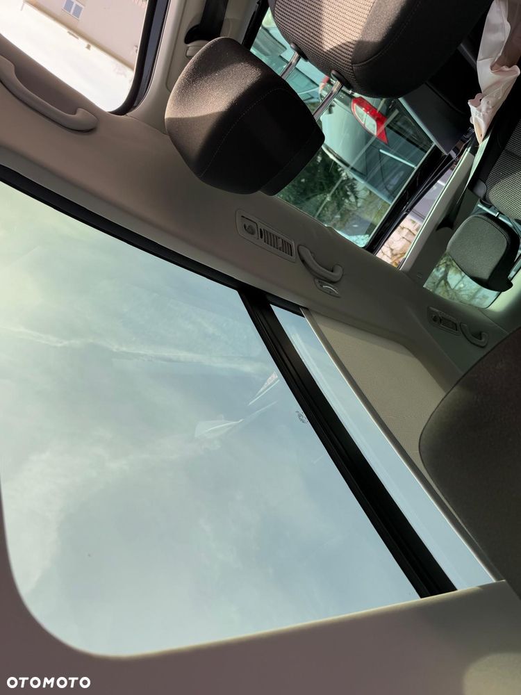 Volkswagen Sharan 2.0 TDI Comfortline DSG - 15