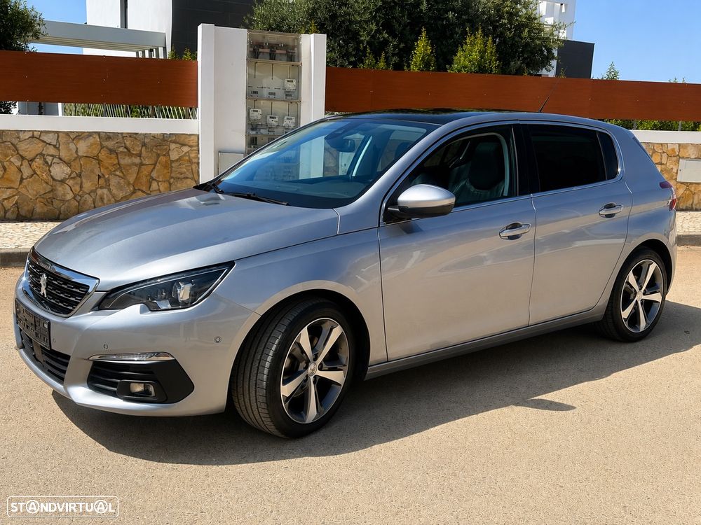 Peugeot 308 1.2 PureTech Allure Full LED - 18