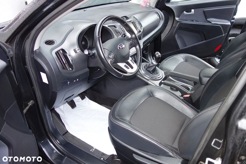 Kia Sportage 1.7 CRDI 2WD Spirit - 32